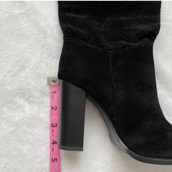 NWOT Perforated Stacked Black Heels - Picture 12 of 13